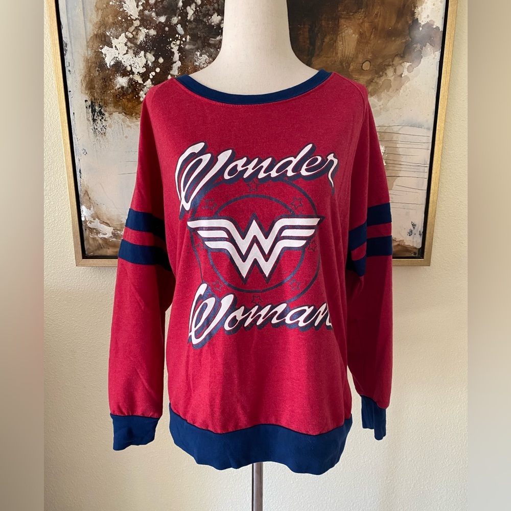 Wonder Woman size L Free with any purchase